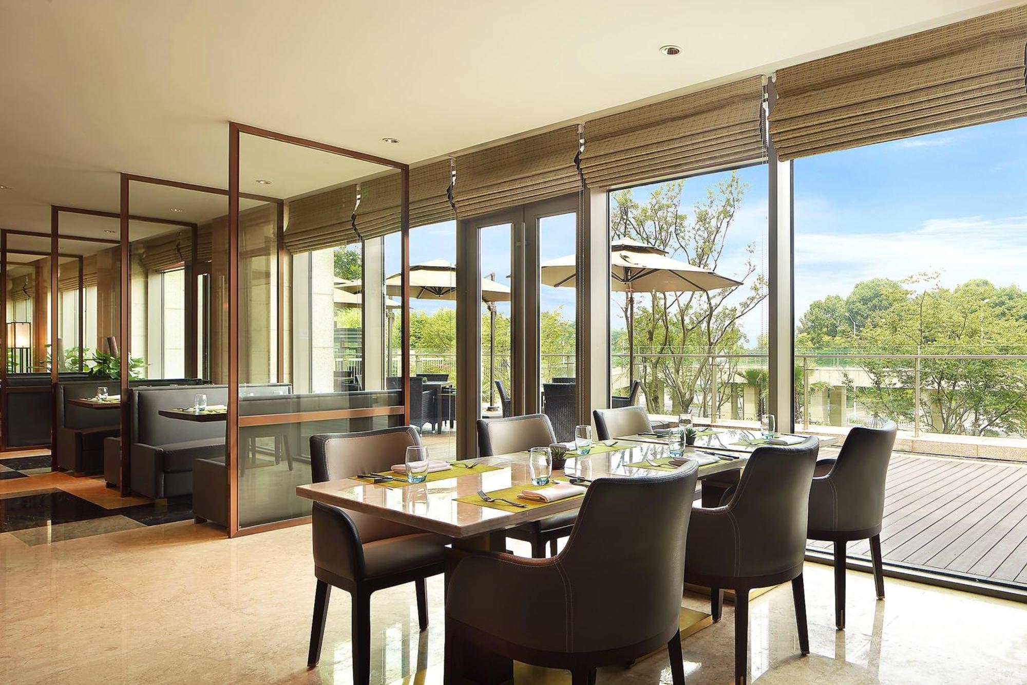 Sheraton Grand Hangzhou Binjiang Hotel Exterior foto