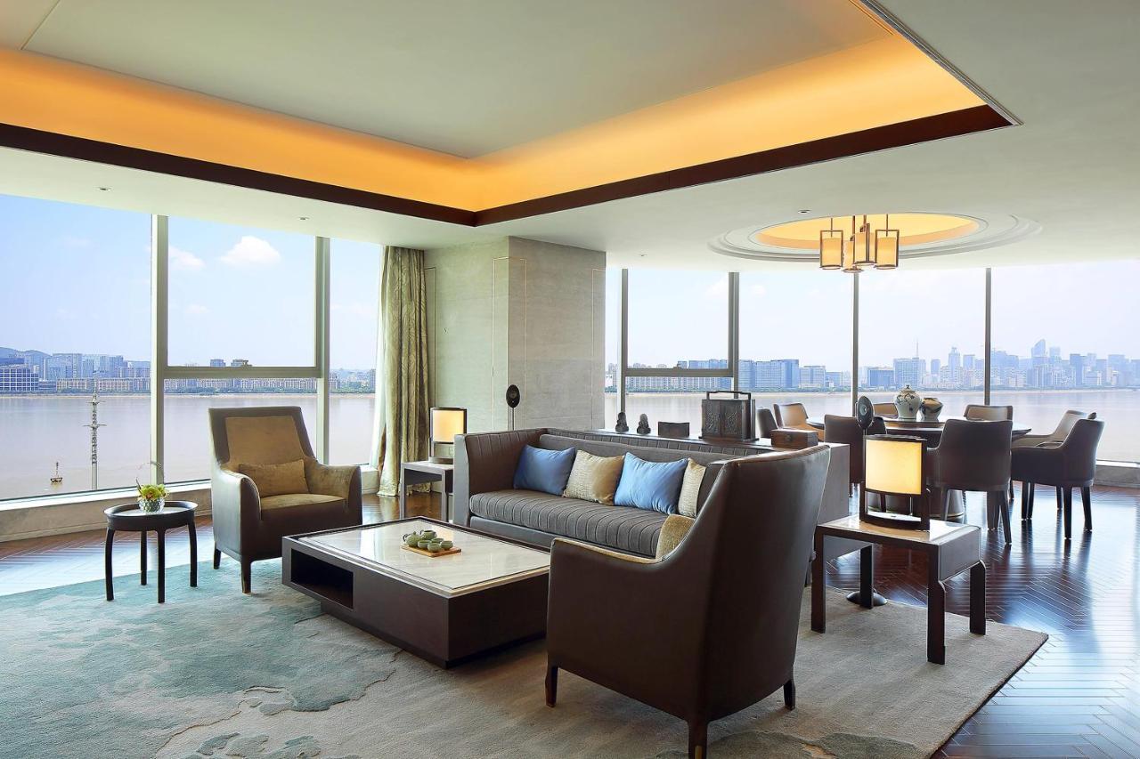 Sheraton Grand Hangzhou Binjiang Hotel Exterior foto